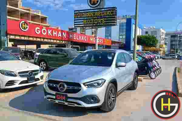 MERCEDES GLA